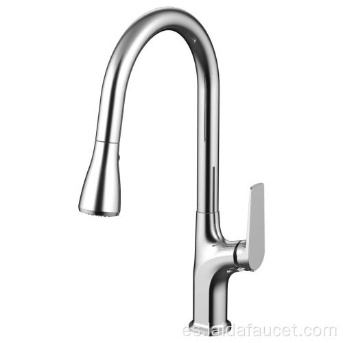 Mezcladora de fregadero de agua fría y caliente de la cocina